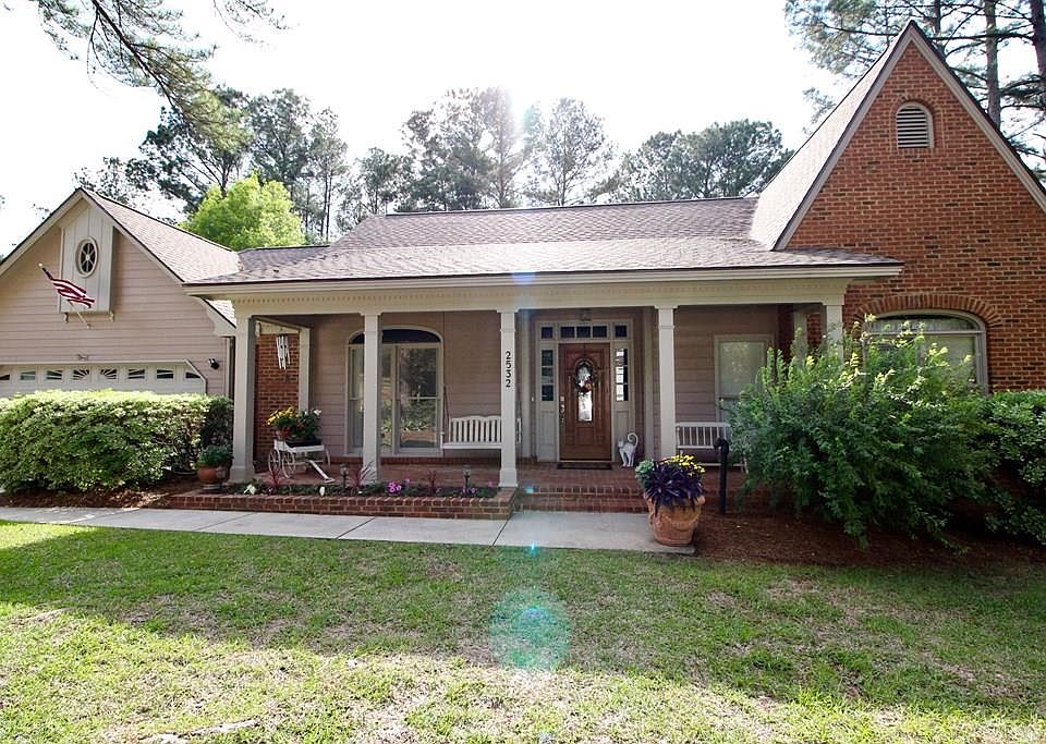 1st image of 2532 Buena Vista Cir