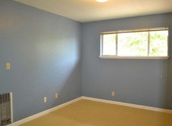 4th image of 4050 W Lake Sammamish Pkwy NE Unit 8