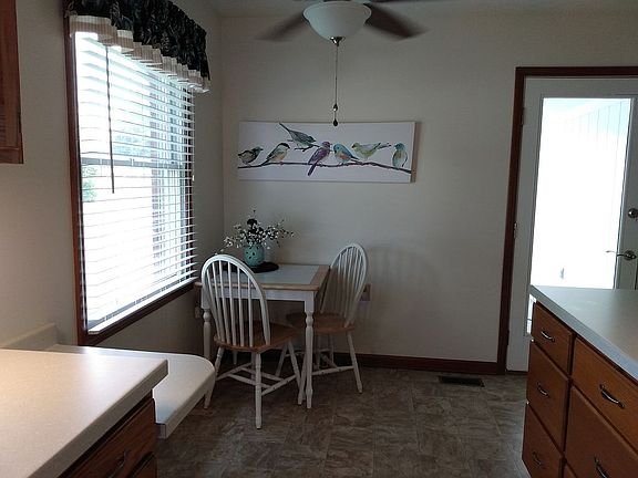 Kitchen nook