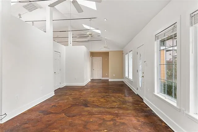 4324 Cadiz St — Photo 4
