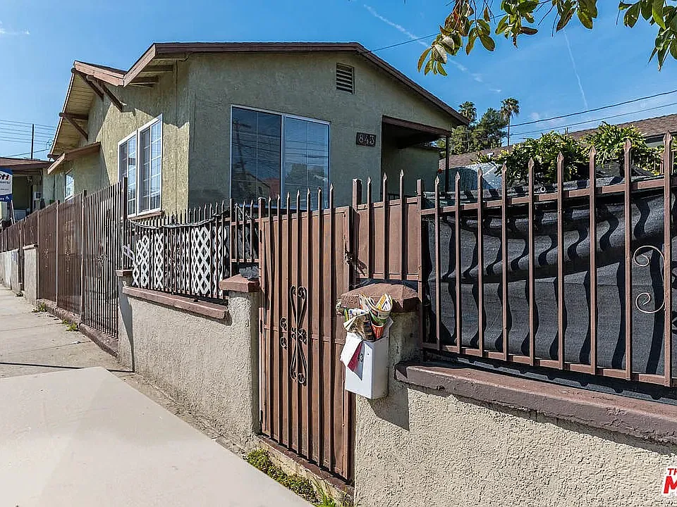 843 N Gage Ave
