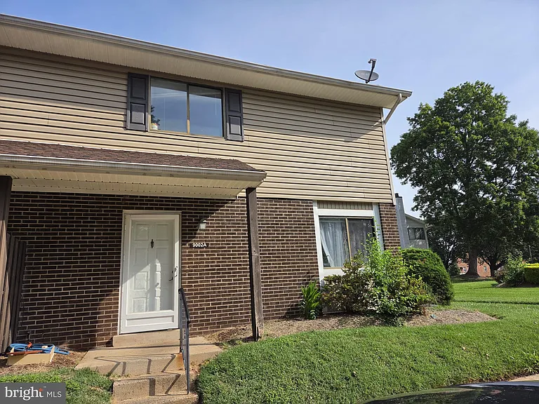 9002 Sandalwood Dr #A — Photo 1