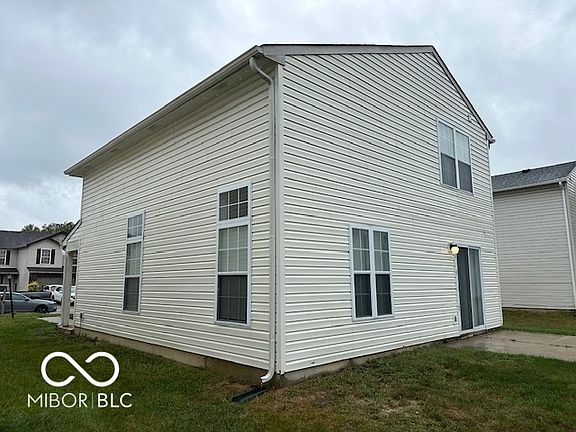 5th image of 4347 Village Bend Ln