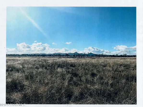 25535 N Linda Ln, Paulden, AZ 86334