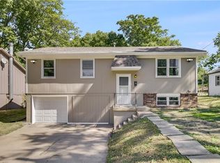 1503 S Pope Ave, Independence, MO 64055