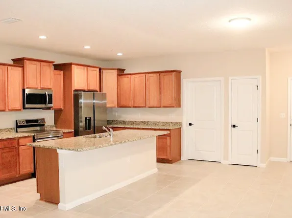 4150 QUIET CREEK Loop #133, Middleburg, FL 32068