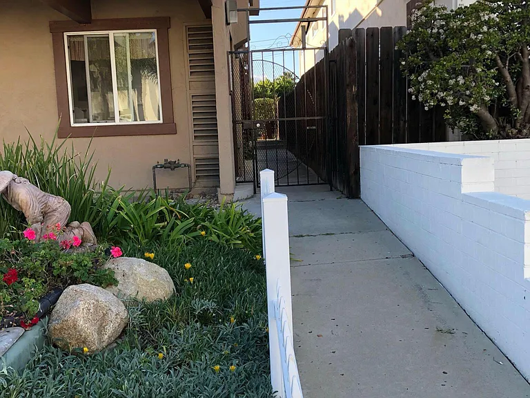 3770 Grim Ave #1 — Photo 12