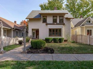 2018 14th St, Moline, IL 61265