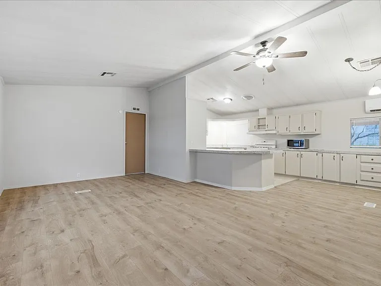 6124 W Tucson Estates Pkwy — Photo 5