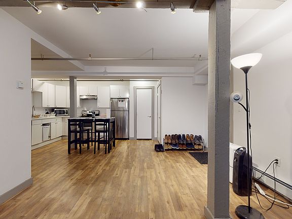 4th image of 442 Chapel St #G6