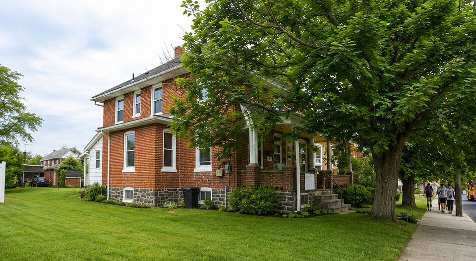 View of front porch and side yard