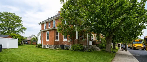 14 Fairview Ave Photo 1