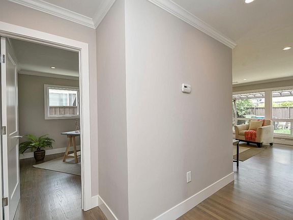 5th image of 3405 Kenyon Dr