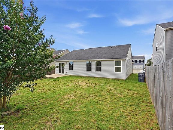 5th image of 630 McCormick Ln