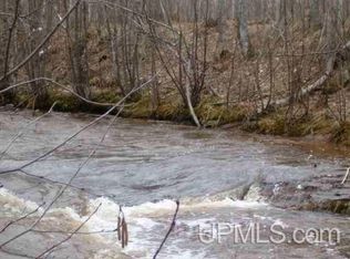 35 Bolo Rd #B & C, Ontonagon, MI 49953