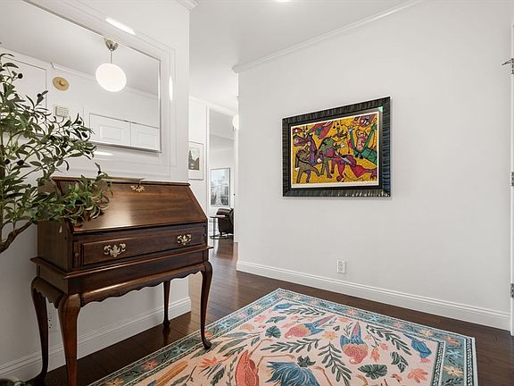 3rd image of 85 E India Row APT 19H