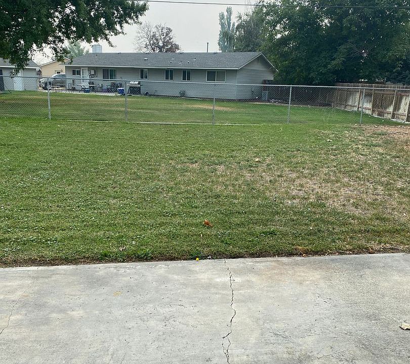 1st image of 529 Sharon Ave E