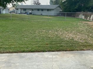 529 Sharon Ave E, Moses Lake, WA 98837