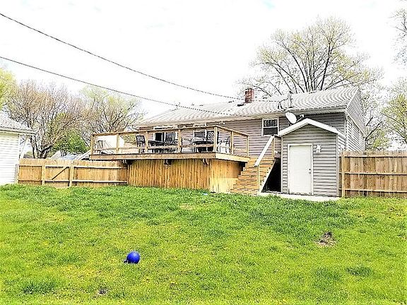 4th image of 825 Cypress Ct