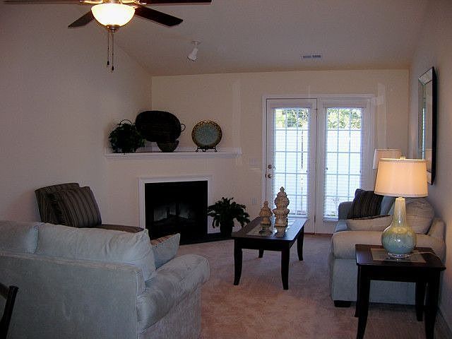 2nd image of 3298 Hyde Place Cir