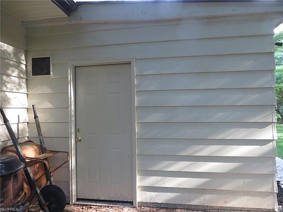 5th image of 5610 W 229th St