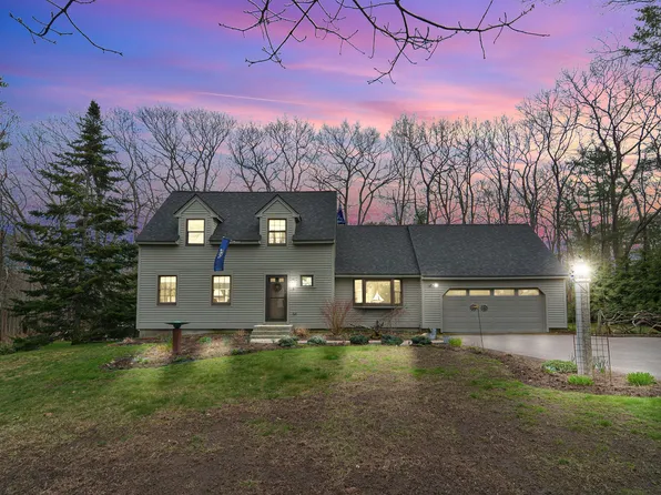 5 Cranberry Lane, Kennebunk, ME 04043