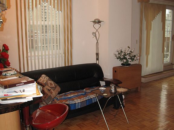4th image of 40 Oceana Dr W APT 6D