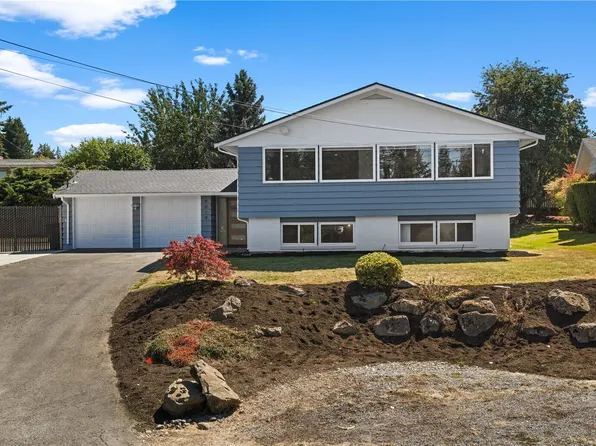 4019 Robin Road W, University Place, WA 98466