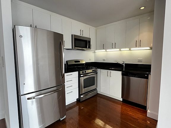 4th image of 225 Schermerhorn St APT 7L