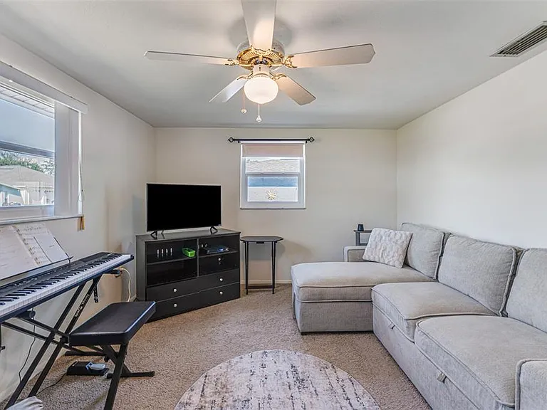 7144 Kapp Ct — Photo 13