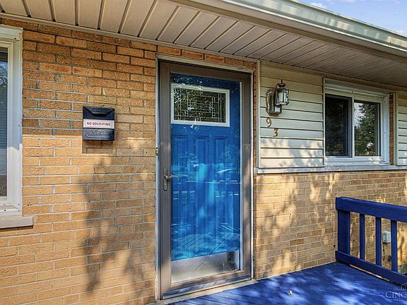 4th image of 93 Julep Ln