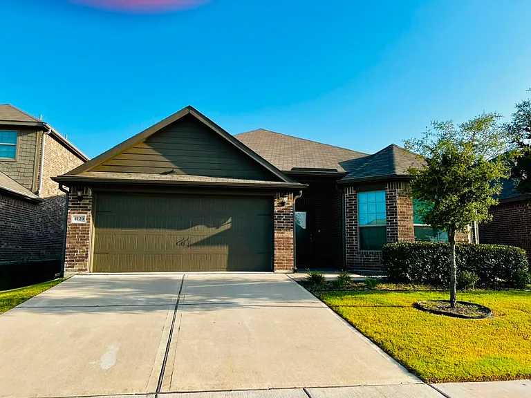 4129 Conley Ct — Photo 2