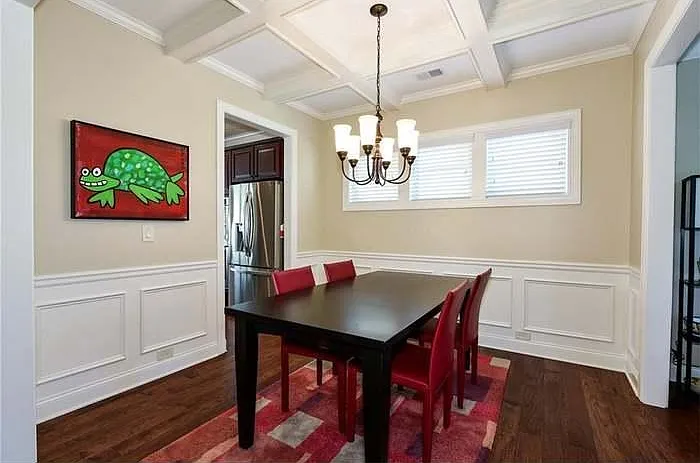 1470 Roswell Manor Cir — Photo 6