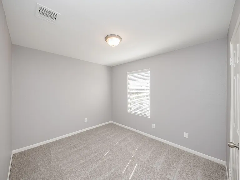 1631 Dove Run — Photo 27