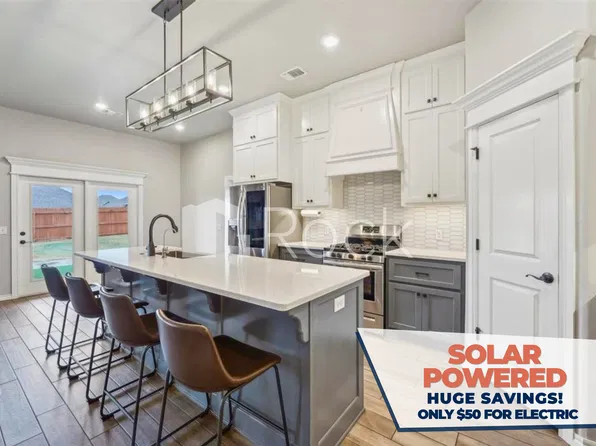 8329 NW 161st Ter, Edmond, OK 73013