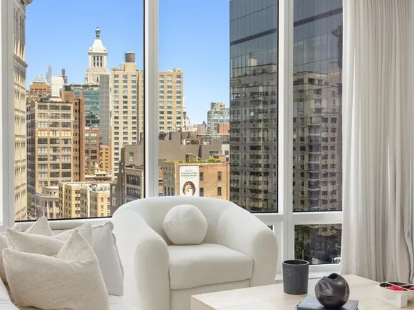 445 Lafayette Street image 6 of 14