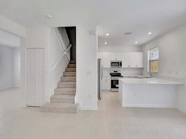 29190 SW 163rd Ct — Photo 2