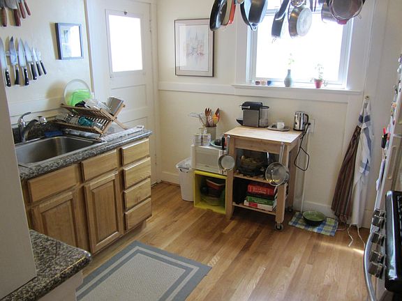 5th image of 674 6th Ave APT 1