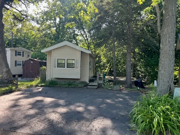 2795 E 28th Rd Lot 235, Seneca, IL 61360