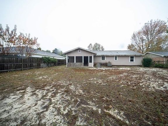 3rd image of 3488 Willow Ln