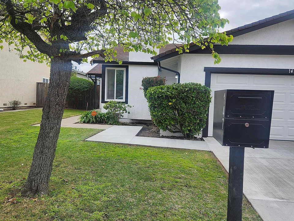1st image of 147 Berk Pl