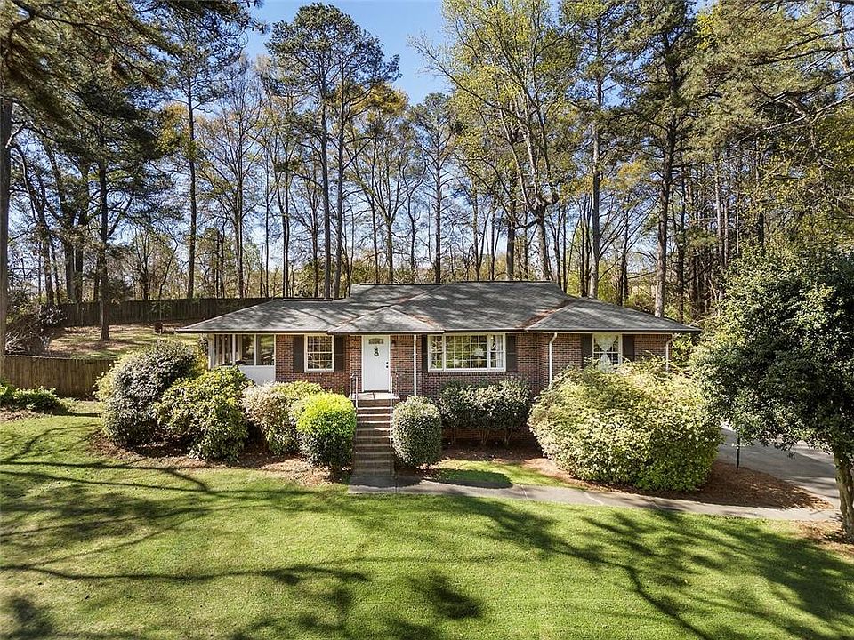 1st image of 3235 Lamar Cir SE