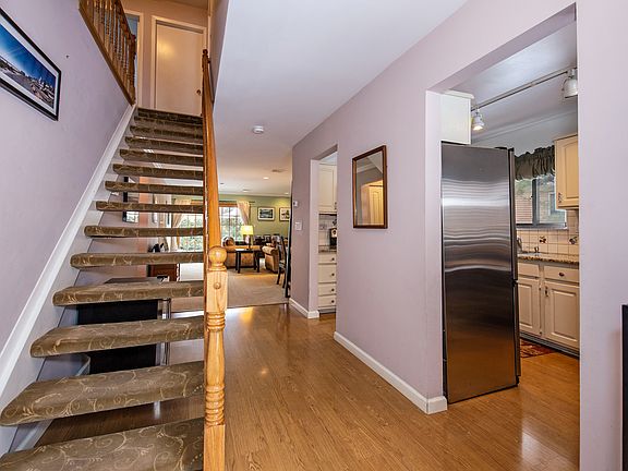 95 Brush Hollow Close