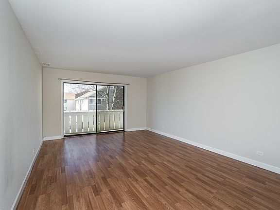 2nd image of 1000 Bayside Dr Unit 209