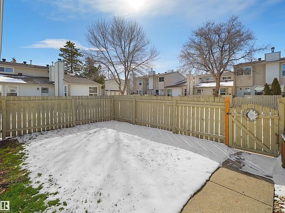 3rd image of 1164 Knottwood Rd