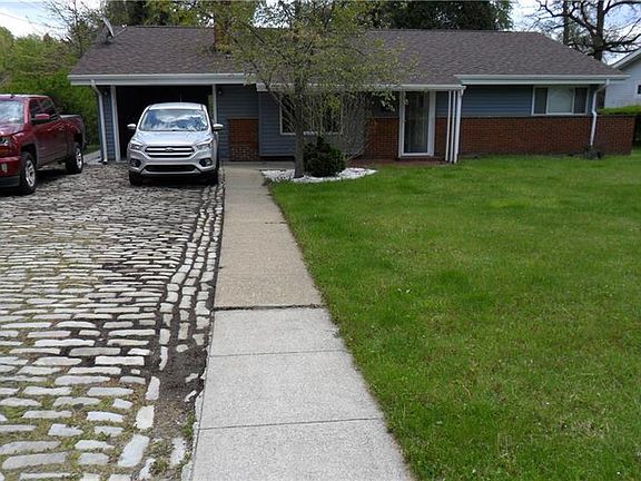 3rd image of 754 Garden City Dr