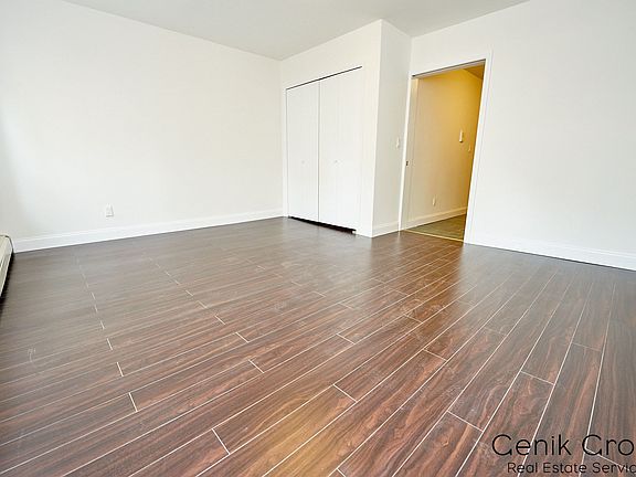 2nd image of 573 2nd Ave APT 4