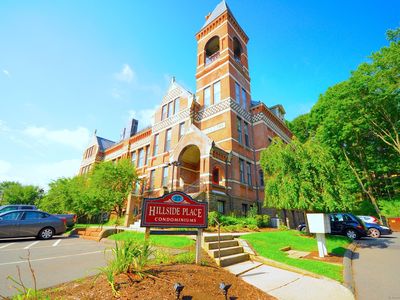 27 Hillside Place APT 4, New Britain, CT, 06051