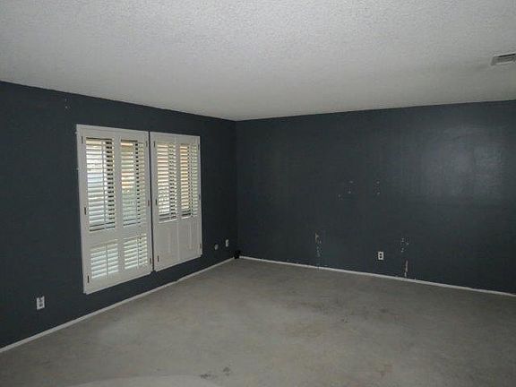 5th image of 326 Bridge Pl