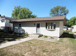 1803 N Grand Ave, Charles City, IA 50616
